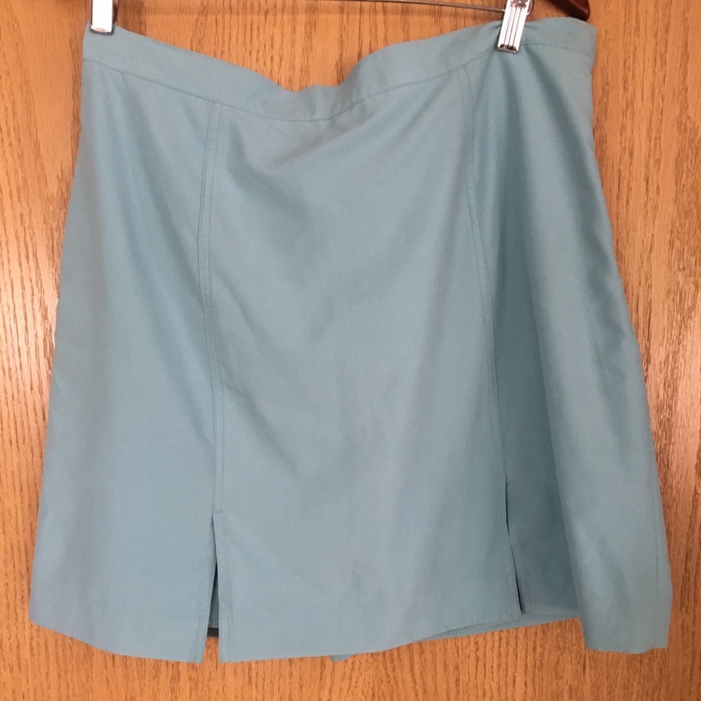 Aqua skort
